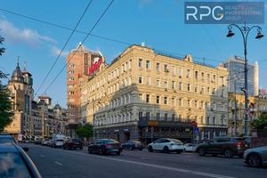 комерційна за адресою Велика Васильківська вул. (Червоноармійська), 13