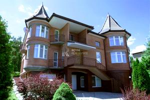будинок за адресою Польова вул.