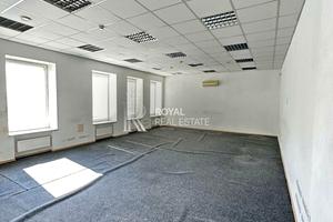 комерційна за адресою Петра Сагайдачного вул., 2