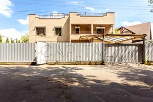 будинок за адресою Бориспільський