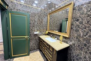 коммерческая по адресу Генуэзская ул., 5