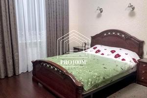 дом по адресу Новокиевская ул.