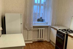 квартира за адресою Оболонська вул., 25