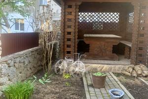 комерційна за адресою Робоча, 63