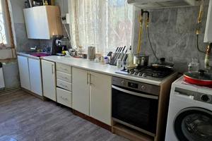 будинок за адресою с. Крижанівка, Бескаравайнова вул., 12