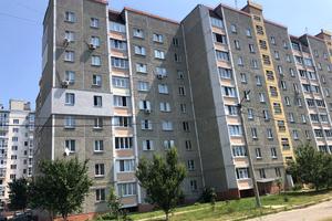 квартира за адресою Курсанта Єськова вул., 14-А