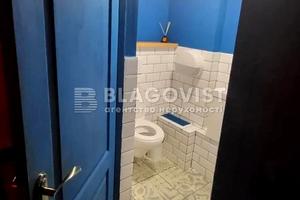 комерційна за адресою Русанівська набережна вул., 12