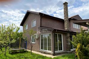 будинок за адресою Українська вул.