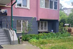 комерційна за адресою Павленка вул., 1В