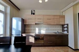 квартира за адресою Драгоманова вул., 40-З