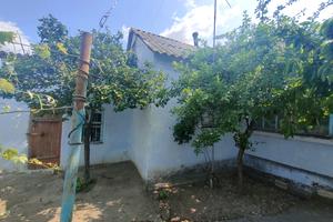 будинок за адресою с. Баловне, Миру
