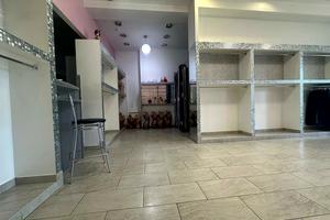 комерційна за адресою Наукова вул., 64