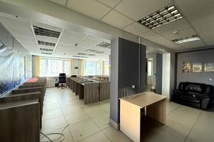 комерційна за адресою Ореста Васкула вул., 8-А
