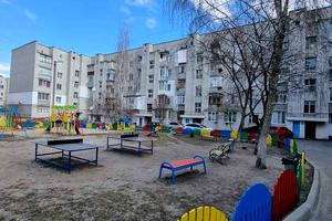 квартира за адресою Каштанова вул., 28