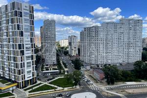 комерційна за адресою Євгена Маланюка вул. (Степана Сагайдака), 3а