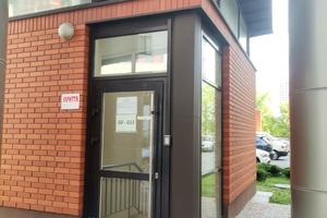 паркомісце за адресою Юлії Здановської вул. (Ломоносова), 71-Ж