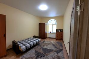 квартира за адресою Братів Міхновських вул. (), 33