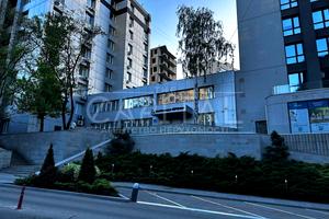 коммерческая по адресу Болсуновская ул. (Сергея Струтинского), 8