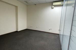 комерційна за адресою Дмитрівська вул., 52-Б