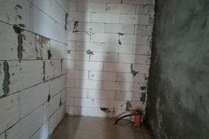 будинок за адресою Бориса Лятошинського вул. (1 Травня), 1