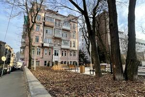 коммерческая по адресу Чеховский пер., 9