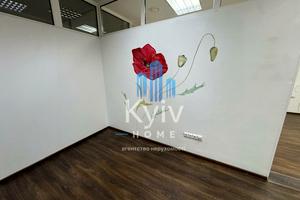 комерційна за адресою Басейна вул., 7
