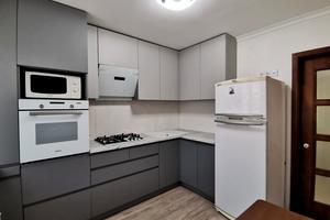 квартира за адресою Чумаченка вул., 14А