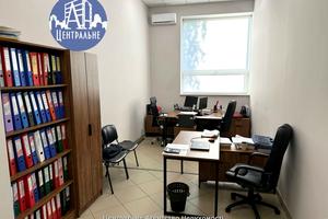 комерційна за адресою Нагірна вул., 7