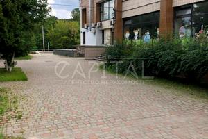 комерційна за адресою Лук'янівська вул., 1