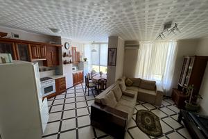 квартира за адресою Миру вул., 9