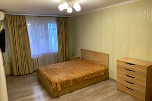 квартира за адресою Героїв Крут вул. (Валентини Терешкової), 33