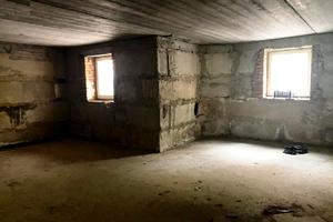 комерційна за адресою Старицького вул., 20/1