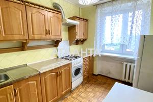 квартира за адресою Небесної Сотні просп. (Маршала Жукова), 10