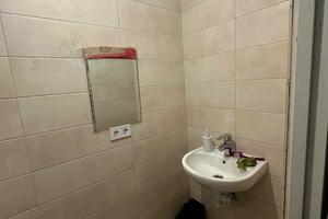 комерційна за адресою Академіка Вернадського бульв., 24