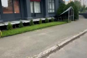 комерційна за адресою Урлівська вул., 8-А