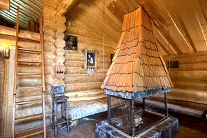 комерційна за адресою Київська вул., 5