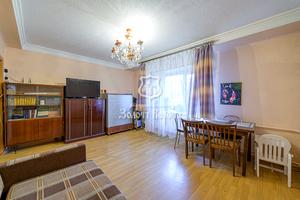 квартира за адресою Русанівський бульв., 10