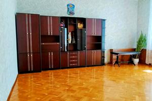 квартира за адресою Лазаряна вул., 1