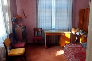 квартира за адресою Першотравнева, 2
