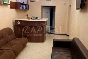 комерційна за адресою Білогородська вул., 51