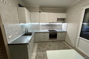 квартира за адресою Сергія Данченка вул., 5