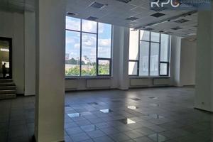 коммерческая по адресу Степана Бандеры просп. (Московський), 16Б