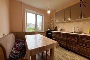 квартира по адресу Степана Бандери ул., 22/2