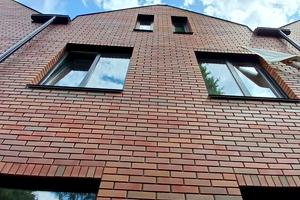 будинок за адресою Яснополянська вул.