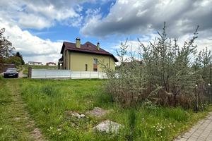 ділянка за адресою Львівська вул.