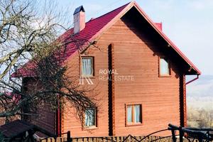 будинок за адресою Центральна
