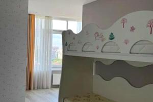 квартира за адресою Літературна вул., 8