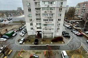 квартира за адресою Космічна вул., 3-А