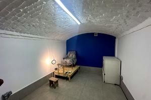 комерційна за адресою Джерельна вул., 16а