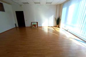 комерційна за адресою Мечникова вул., 10-Б